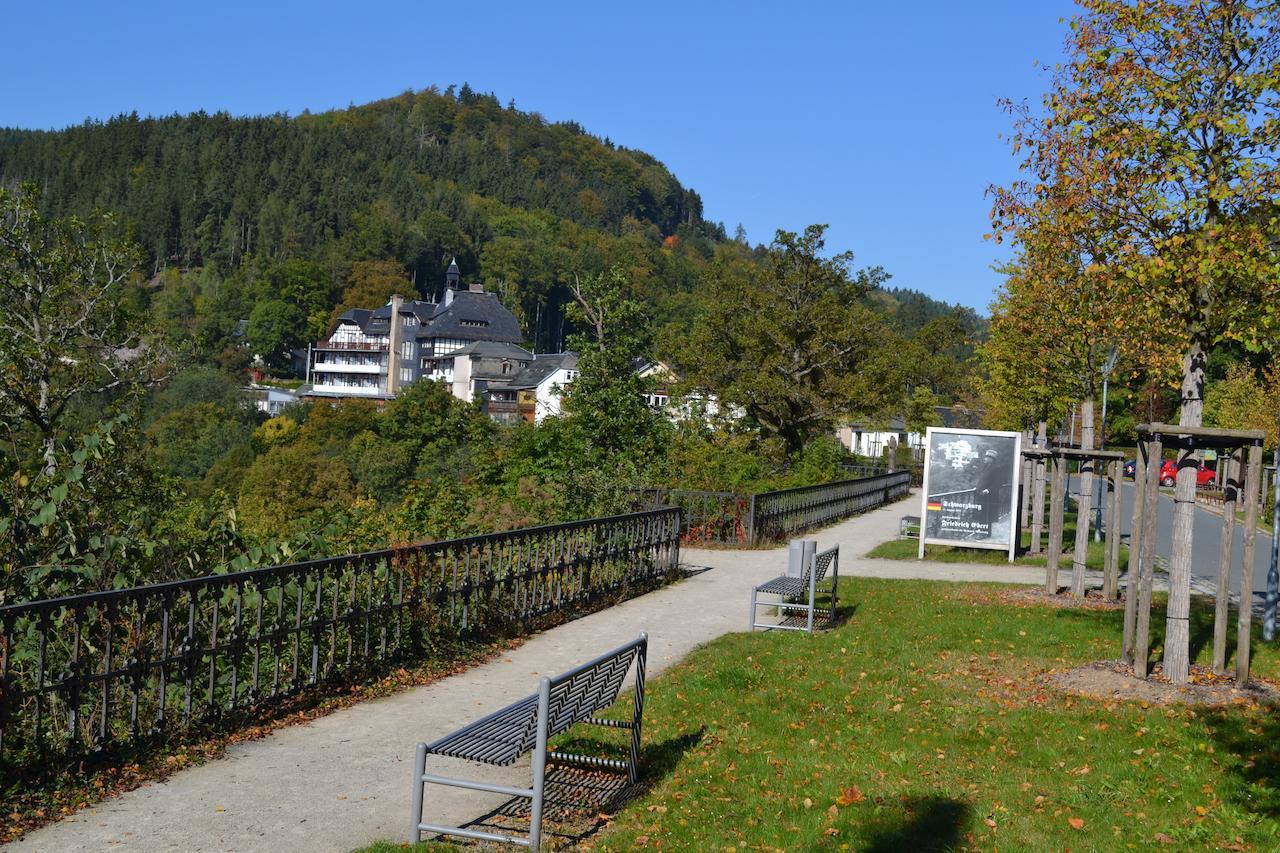 Hotel Weisser Hirsch Schwarzburg Екстериор снимка