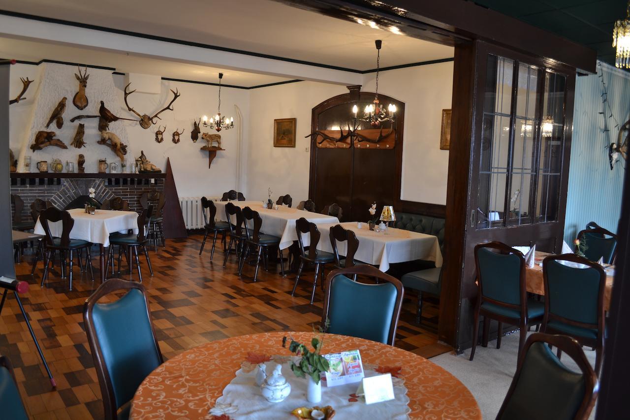 Hotel Weisser Hirsch Schwarzburg Екстериор снимка